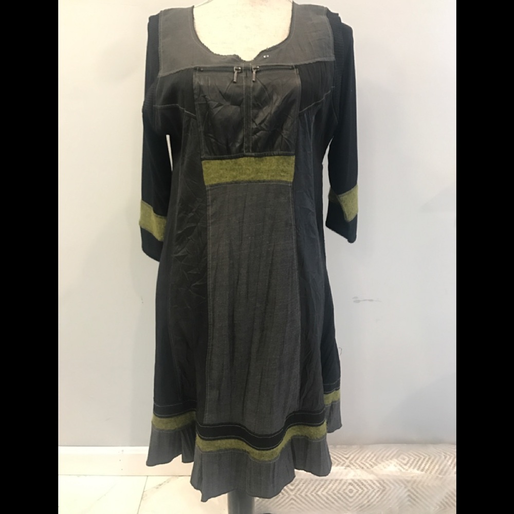 Fun shift style dress w different textures